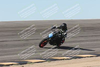 media/Oct-13-2025-Moto Forza (Mon) [[a66d839500]]/4-C Group/Session 2 (Bowl)/
